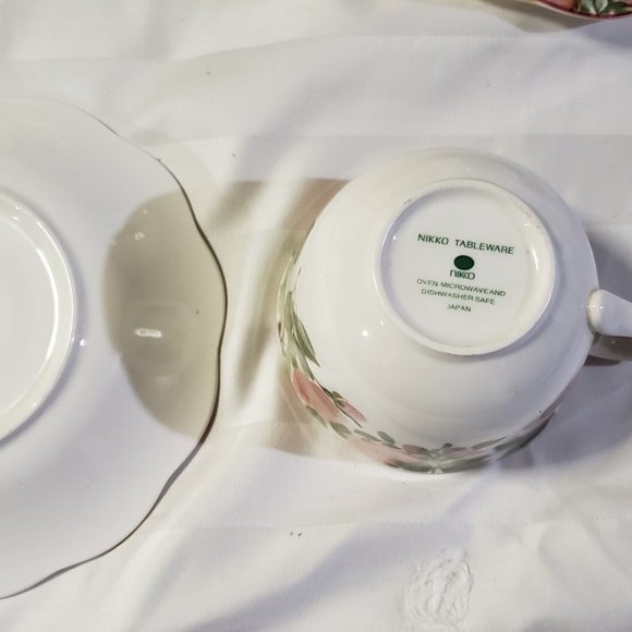 Nikko Precious Fine Tableware Japan Coffee/Tea Cups and Saucers. Set of FOUR - Picture 4 of 9